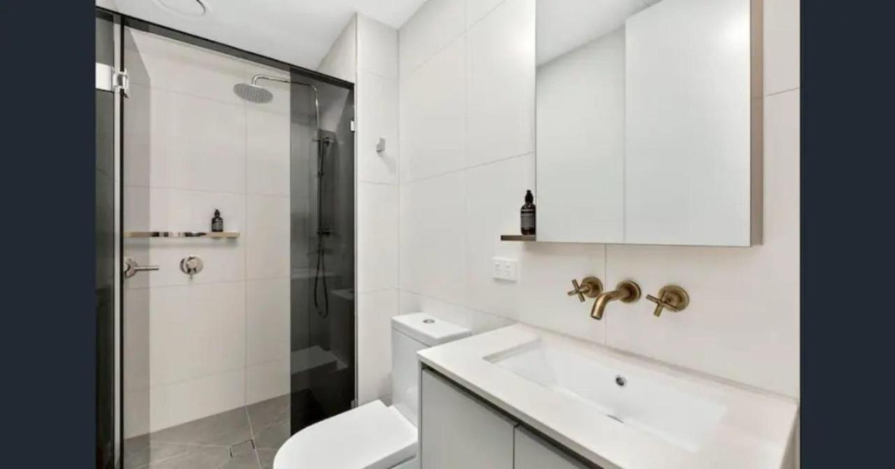 New Spacious 2 Bedroom With Gorgeous City Views Melbourne Exteriér fotografie