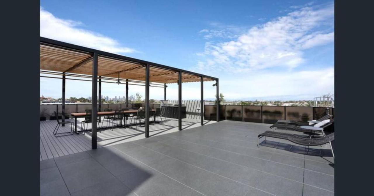 New Spacious 2 Bedroom With Gorgeous City Views Melbourne Exteriér fotografie